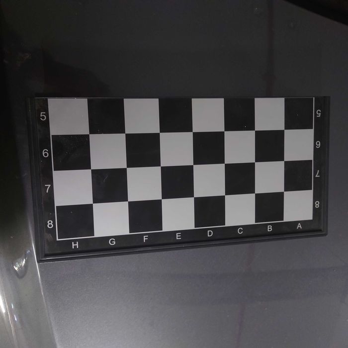 Tabla de Sah, piese cu magneti si tabla metalica 16x16 cm