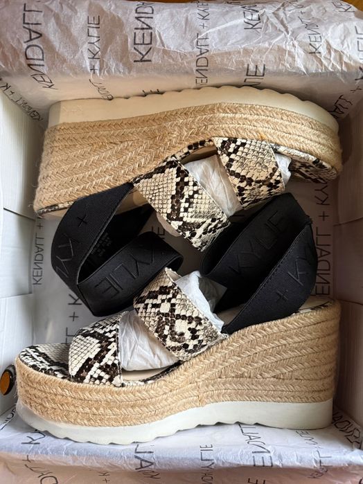 Дамски сандали Kendall + Kylie