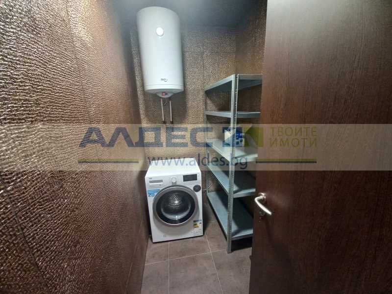 Луксозно мебелиран двустаен ап. в Младост 4!