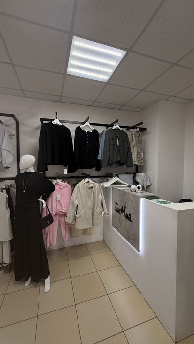Продам бутик с оборудованием