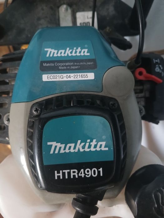Drujba makita de tuns gard viu