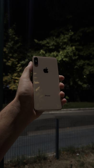 Iphone xs max с гаранти