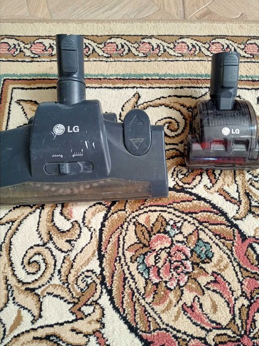 пылесос LG VK80101HFR