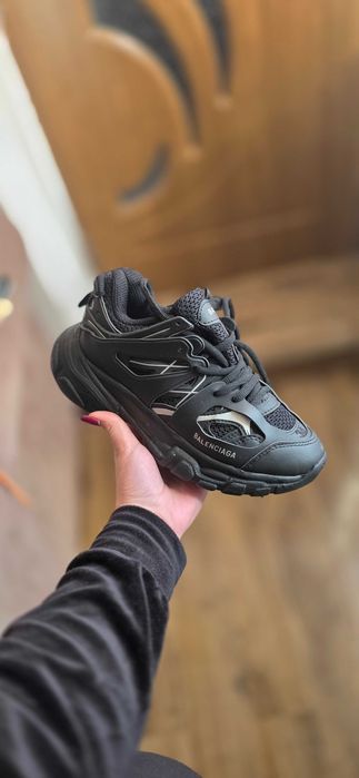 Adidasi balenciaga