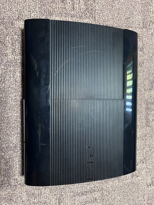 PlayStation 3 Super Slim Nemodat Negociabil URGENT