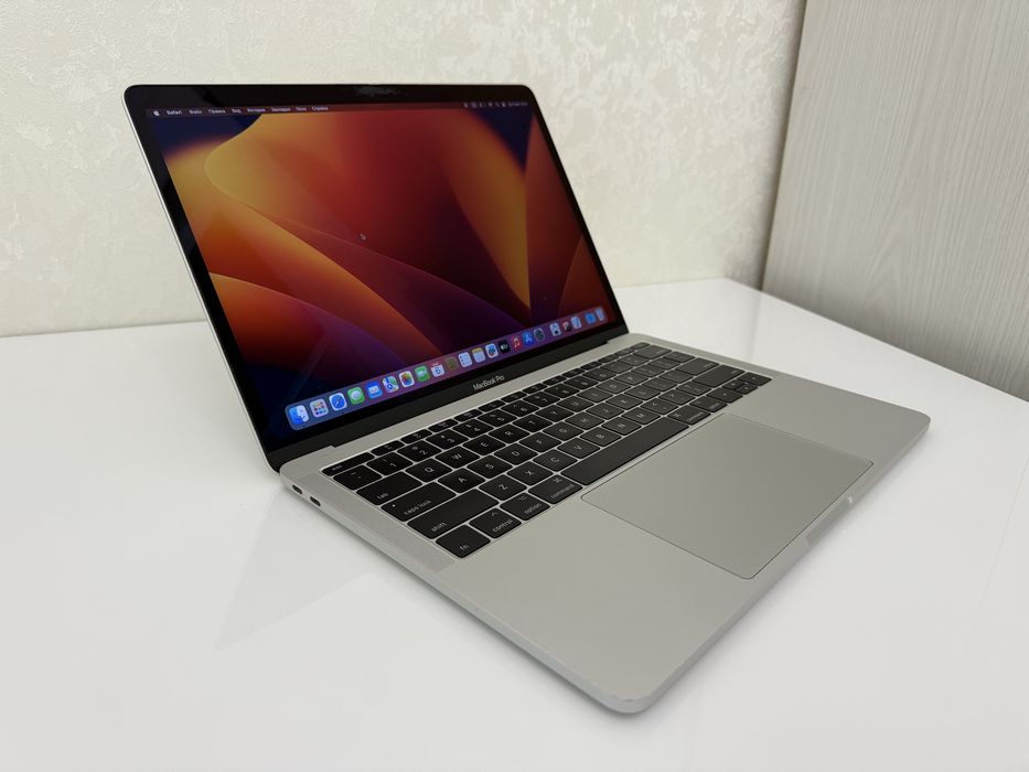 MacBook Pro 13. Core i5/16/256/Retina