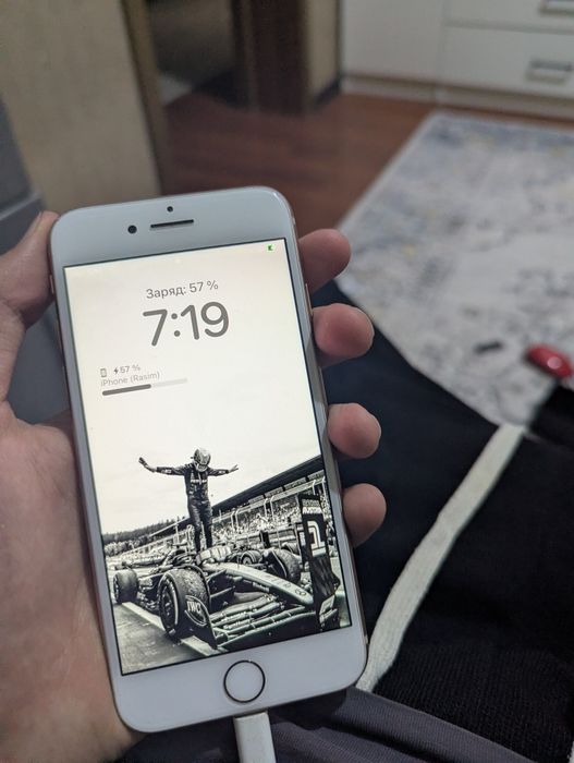 iPhone 8 64gb 77%