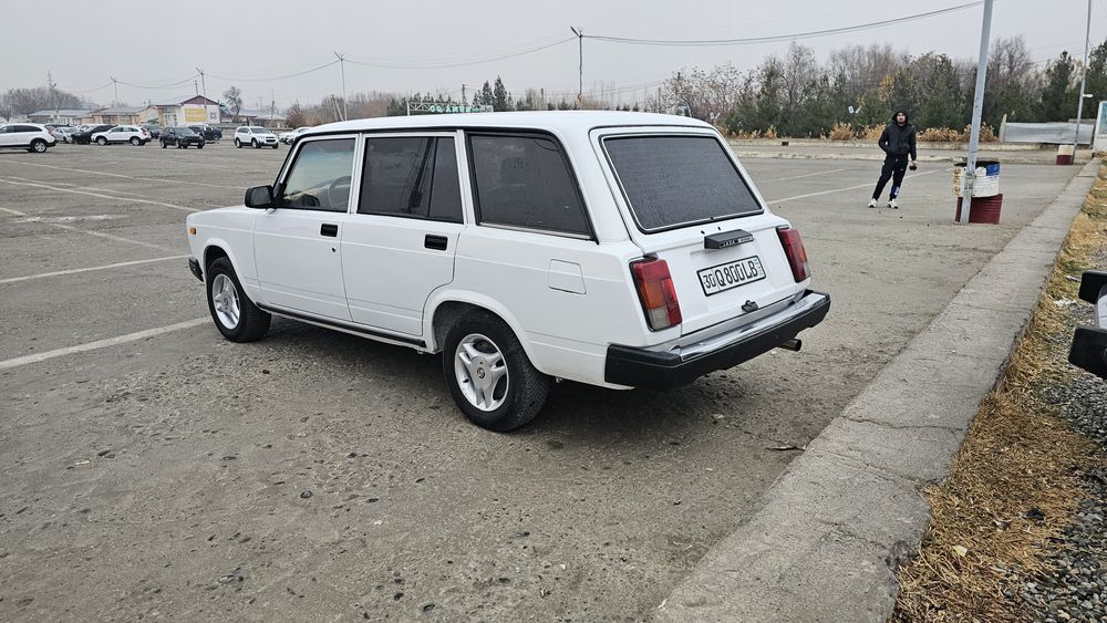 ПРОДАЮ Автомобиль 2104