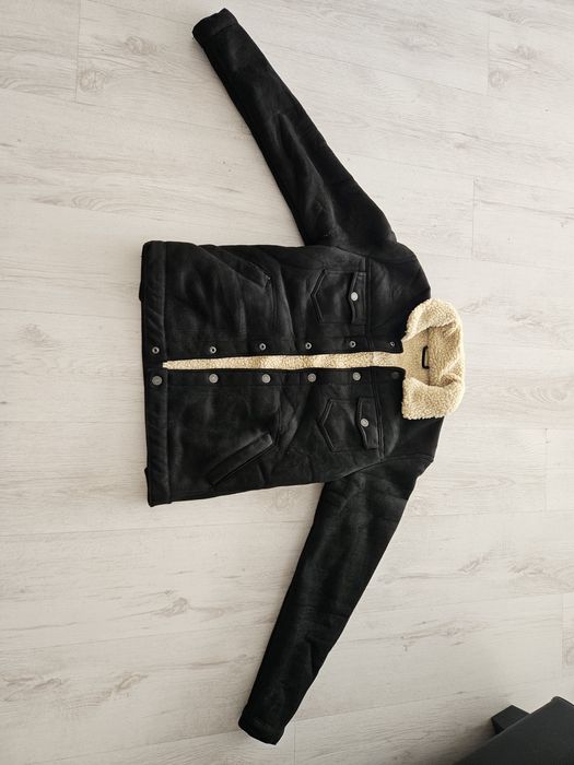 Велурено яке pull bear