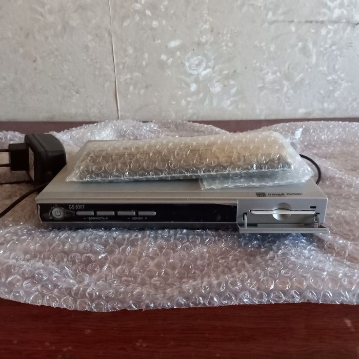 Продам ресивер.Возможен торг.