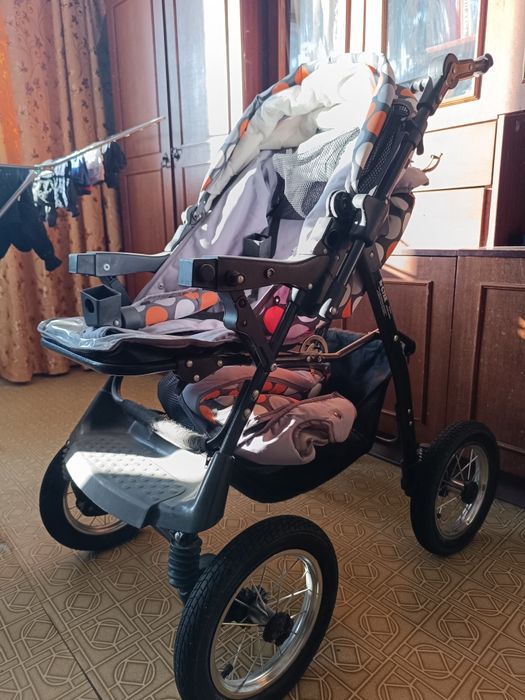 Продам 2 коляски б/у!