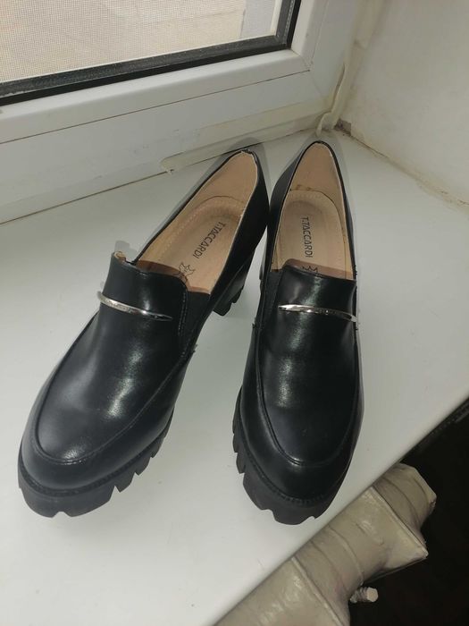 Туфли осенние  39 размер