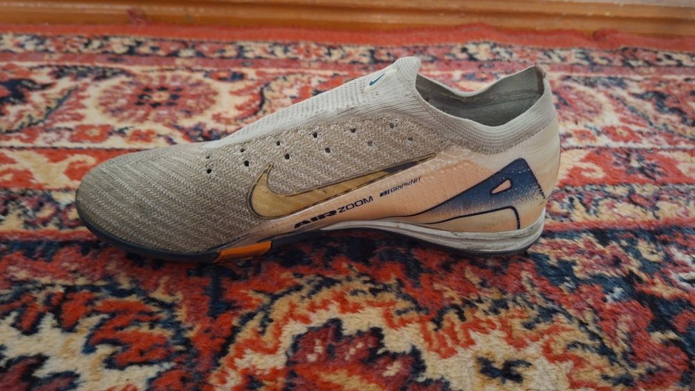 Nike mercurial air zoom