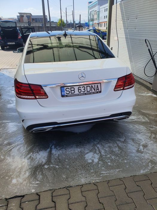 Vand Mercedez E 220- AMG LINE,PANORAMIC