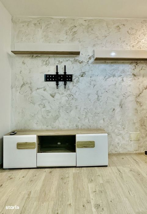 Apartament cu 2 camere, loc de parcare, mobilat/utilat