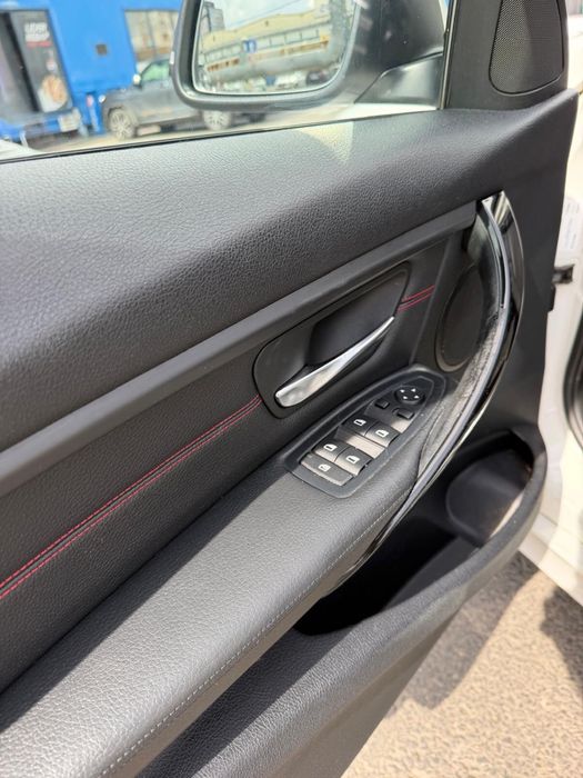 BMW 320d F30 Sport Line • 184 CP •