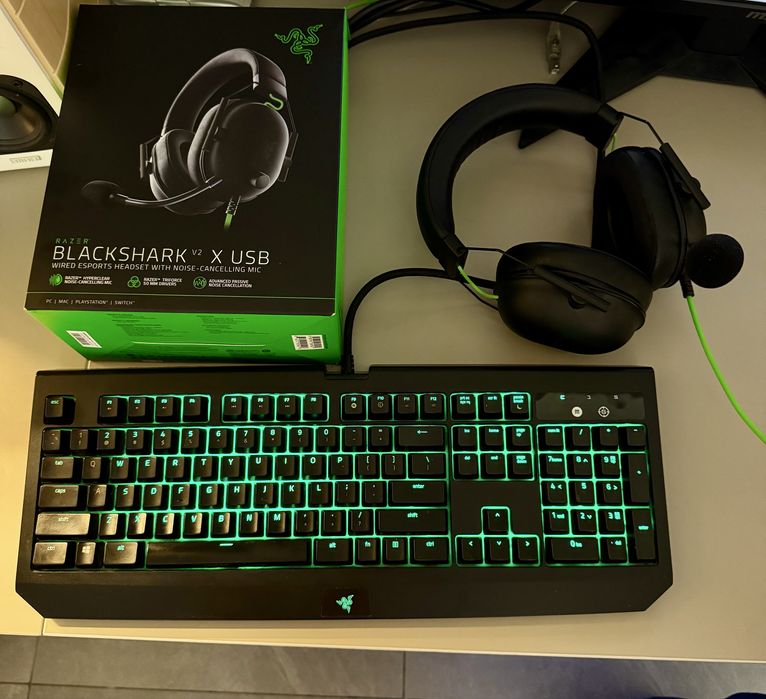 Наушники с клавиатурой