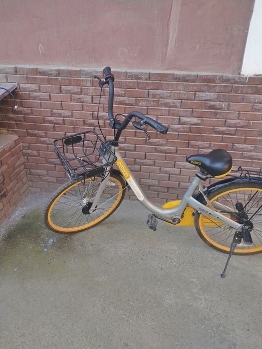 Прадаю два велика