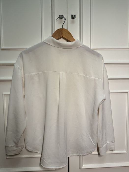 Белая убашка б/у,не мнется