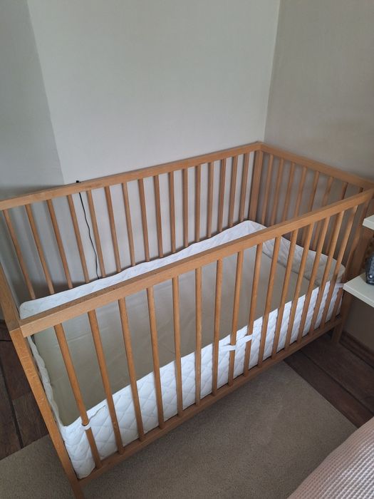 Кошара с двулицев матрак