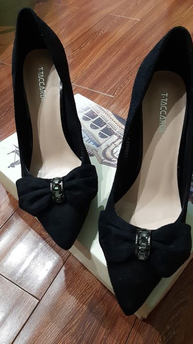 Продам туфли размер 37 замша