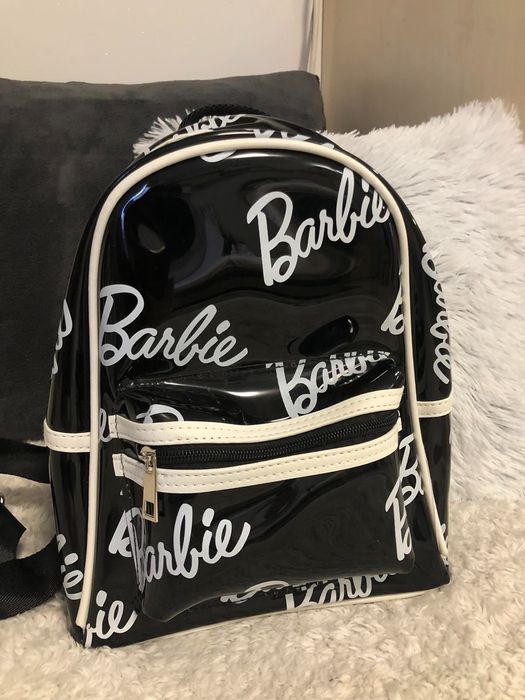 Тренди раница Barbie