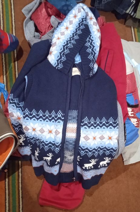 Рубашки, брюки, жилетки