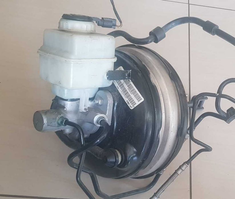 Dezmembrez BMW F10 Motor turbina N47D20C Cutie viteze automata 8HP45 Usa Bara Haion Scaune Far Stop Tulumba BMW F10 520d
