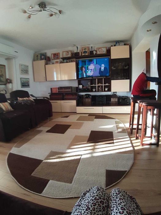 Apartament Cu 3 Camere Suprafata totala 93m / Suprafata Utila 75 m