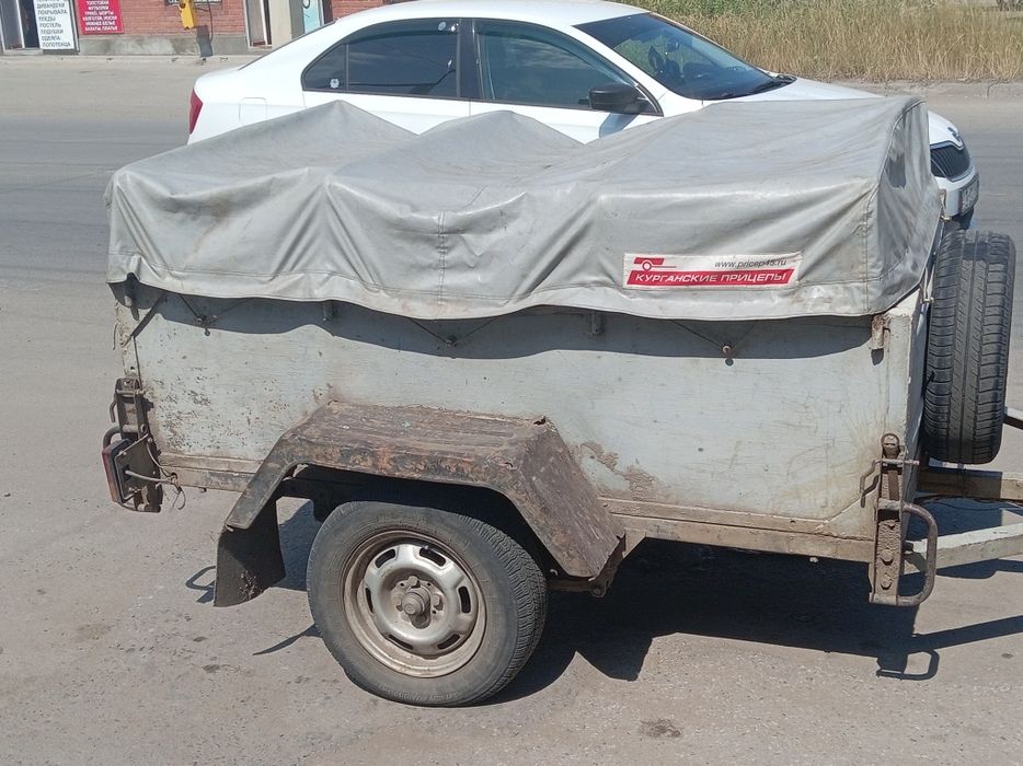 Продаётся легковой прицеп