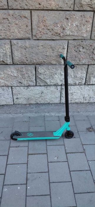 Тротинетка BESTIAL WOLF Rocky R12