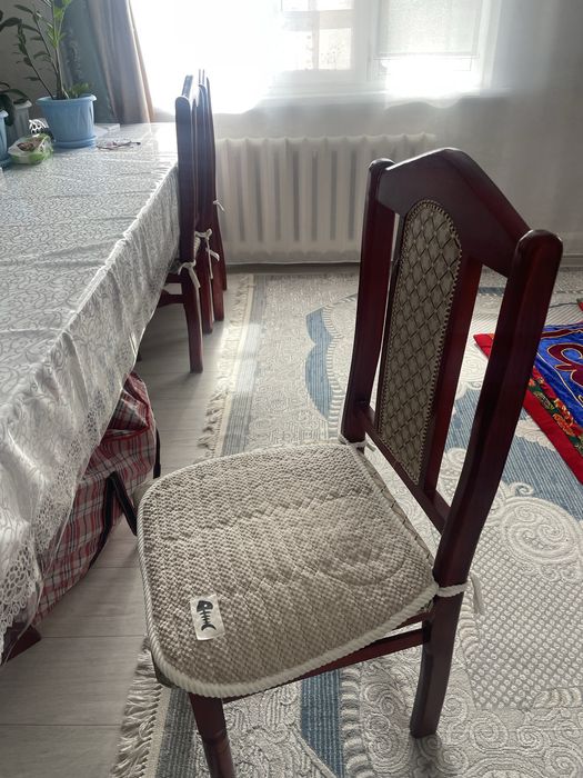 Стол и стуля б/у 10 шт