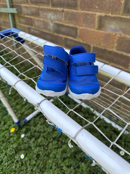 Детски маратонки различни размери