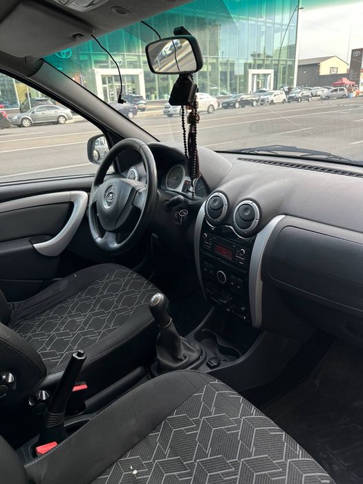 Lada largus 2021