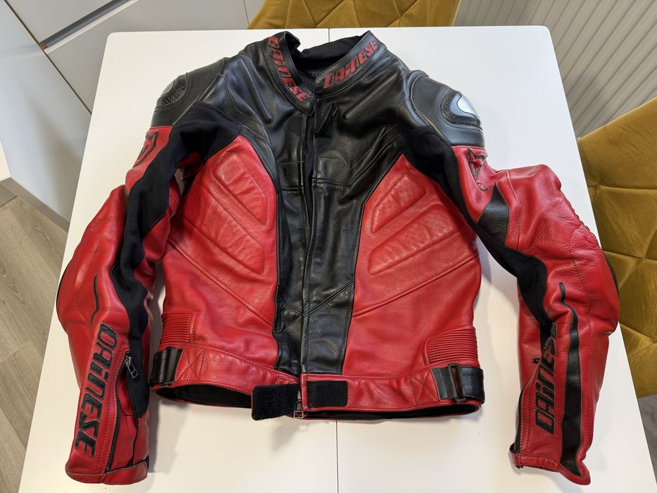 Costum/Combinezon moto piele Dainese
