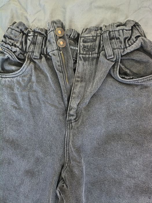 Дънки, два чифта