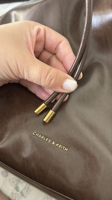 Charles & Keith сумка