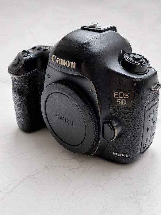 Продам Canon 5D Mark III
