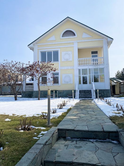 Дом в трех уровнях