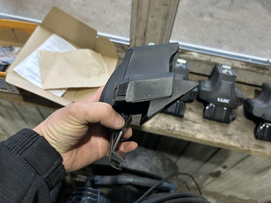 Продам богажное крепление Lux