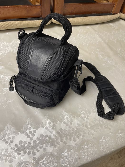 Продаю CANON 600D