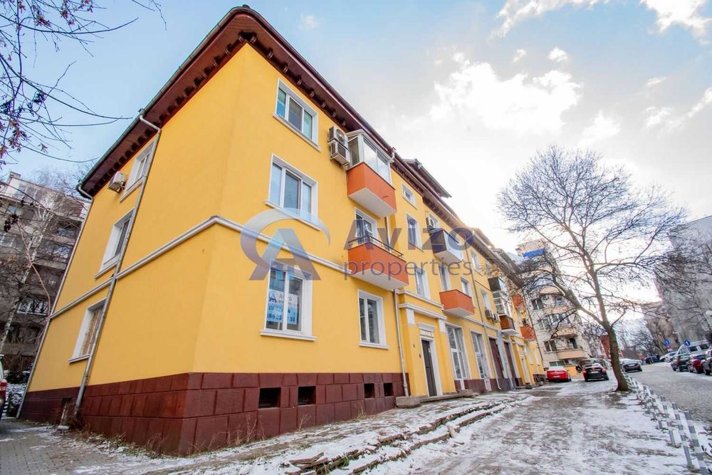 Продава се Тристаен апартамент в София, Лозенец - 78 кв.м за 2158 €/кв.м - Снимка #12