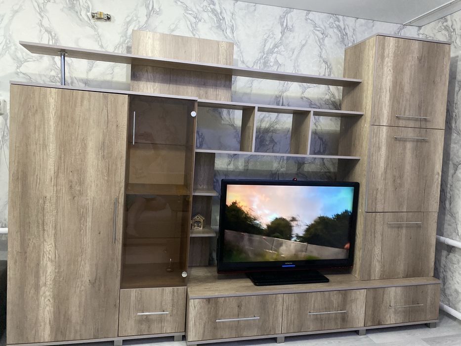 Продам стенку в отличном состоянии