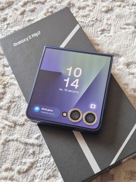 Продам Samsung Z Flip 7 256 gb blue