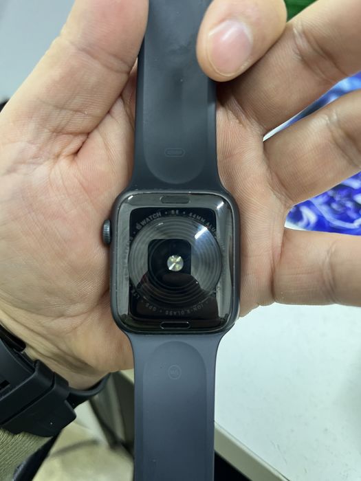 Продам Aplle Watch SE 44мм
