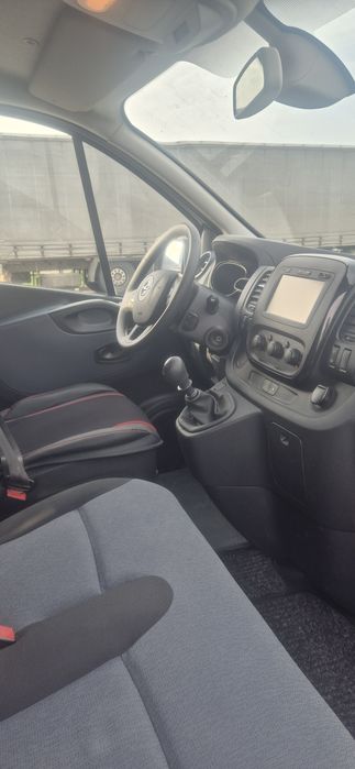 opel vivaro 2016