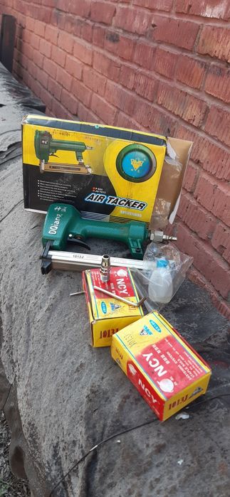 Пневмотический степлер