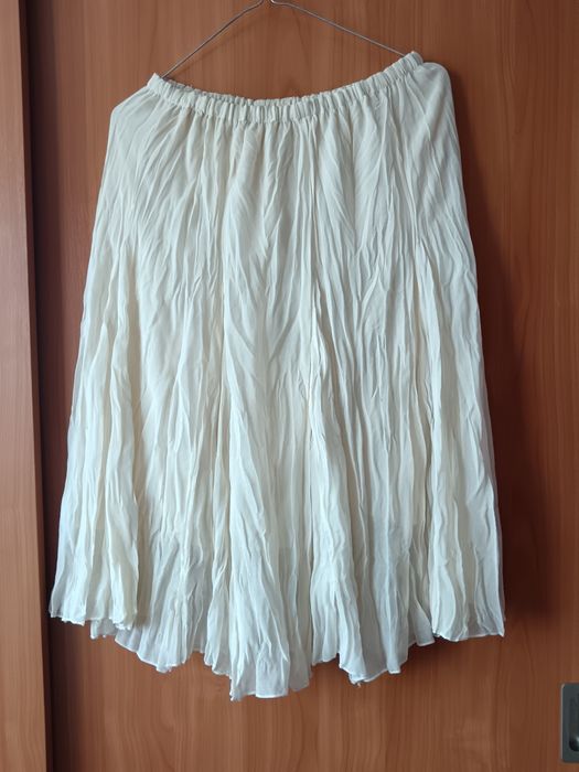 Vând Fustă Damă  Voal Mărimea L Nouă