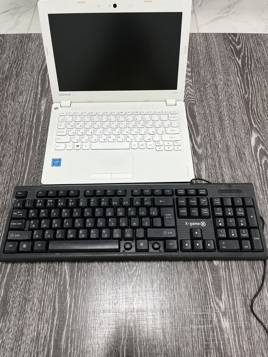 Рабочий ноутбук lenovo