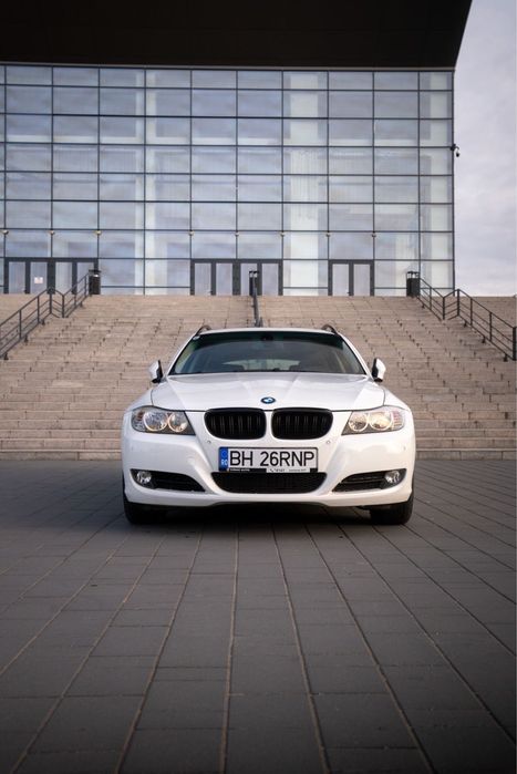 BMW 318d E91/2009/Facelift